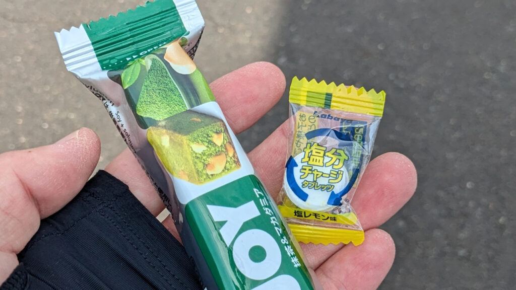 ラン前の補給食。ソイジョイと塩分タブレット