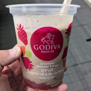 ファミマのゴディバフラッペ