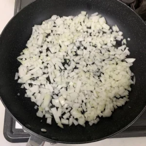 みじん切りにした玉ねぎ